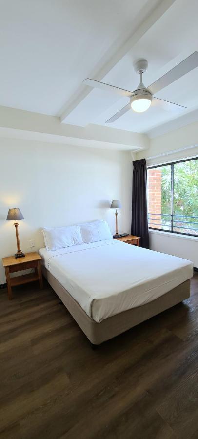 Ramada By Wyndham Brisbane Windsor Hotel Eksteriør billede